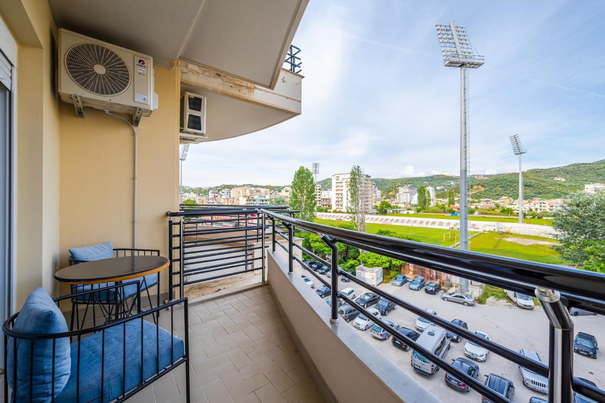 City Center Apartments By Kondo Stays Vlorë Buitenkant foto