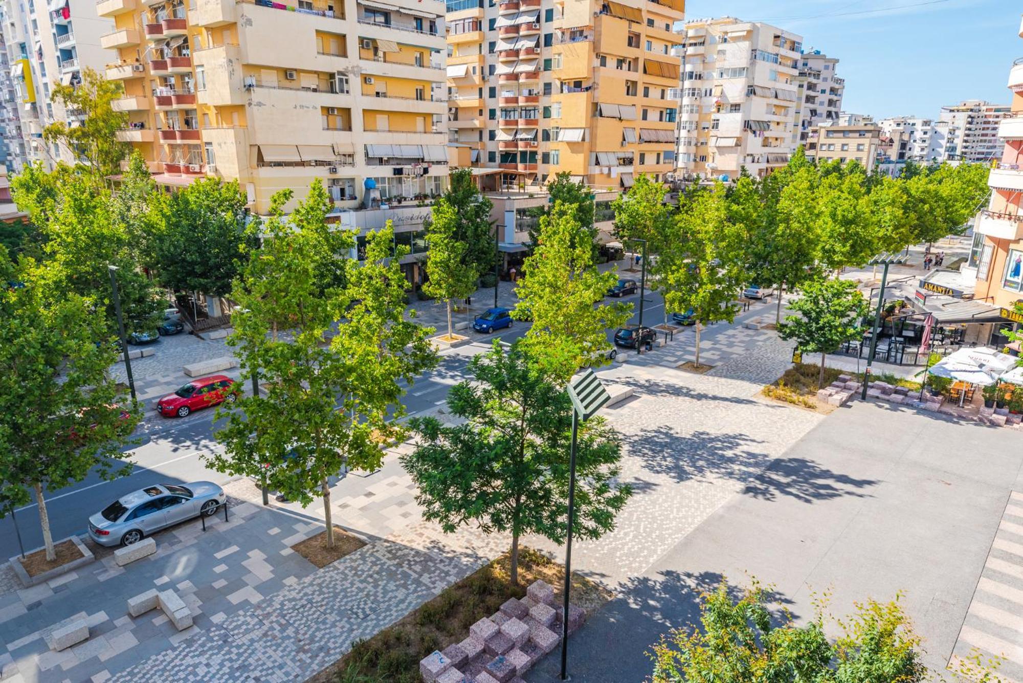 City Center Apartments By Kondo Stays Vlorë Buitenkant foto